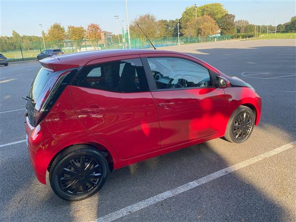 Toyota Aygo 1.0 VVT- x play